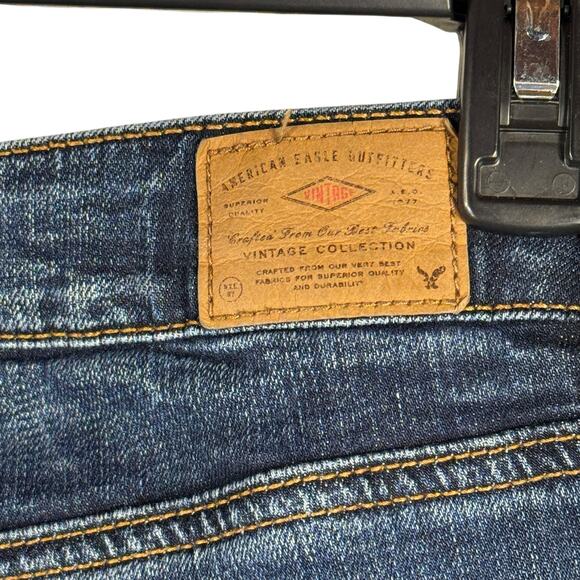 American Eagle SZ 8 Jeggings Jeans Low-Rise Distressed Patches Stretch Whiskered - Picture 9 of 11